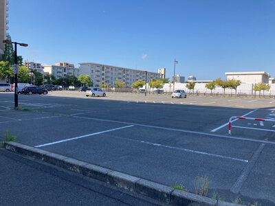 堺市立斎場駐車場