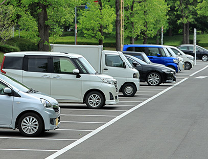 堺市北区家族葬ホール家族の時間の駐車場