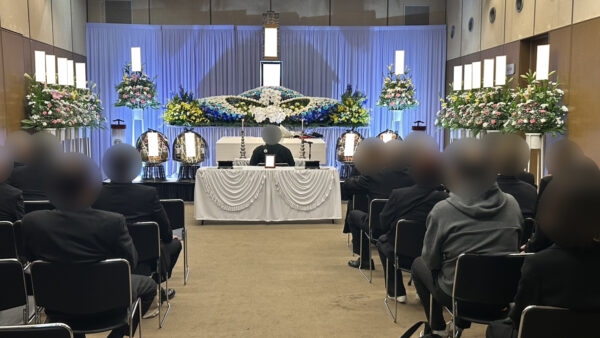 大阪市立北斎場で行う家族葬｜中2式場を利用した通夜・葬儀の実例と費用・流れを徹底解説