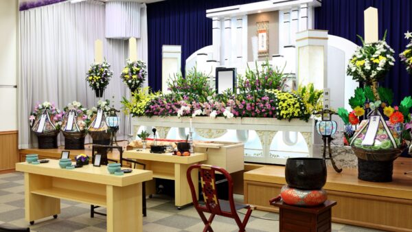 大型葬に必要な準備とは？メリットやデメリットもあわせて解説