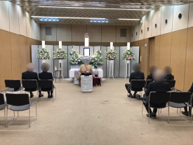 大阪市立北斎場で行う家族葬｜中2式場を利用した通夜・葬儀の実例と費用・流れ