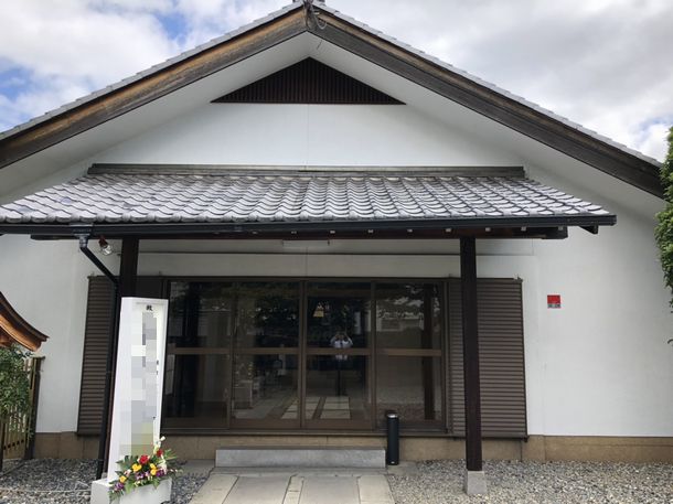 月江院会館の式場正面