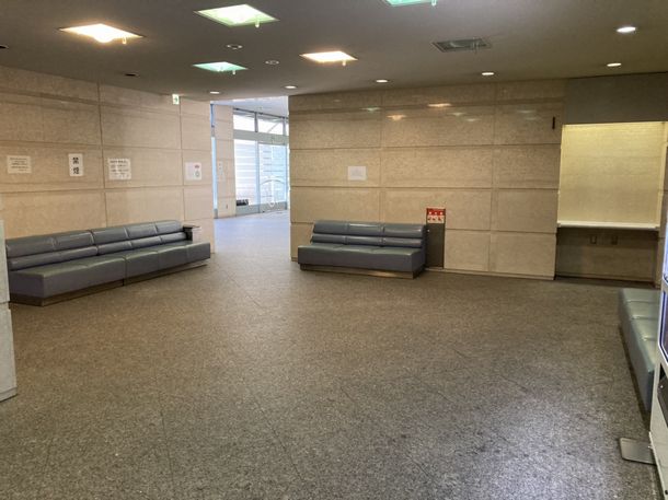 大阪市立北斎場の市民休憩室